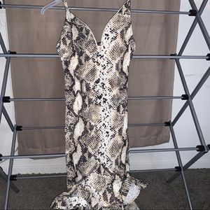 Rattle all night midi dress